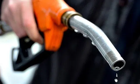 Doanh nghiệp được tự quyết giá xăng dầu nhưng không được tùy ý tăng giảm