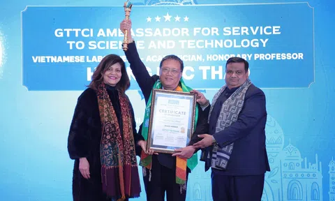 Anh hùng Lao động Hoàng Đức Thảo được Ấn độ vinh danh Đại sứ phụng sự Khoa học – Công nghệ