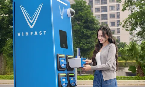 VinFast Viper gây bão với cộng cộng đồng mê xe khi chính thức mở cọc sớm