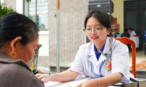 Từ năm 2026, mở rộng diện được bảo hiểm y tế chi trả toàn bộ chi phí khám, chữa bệnh