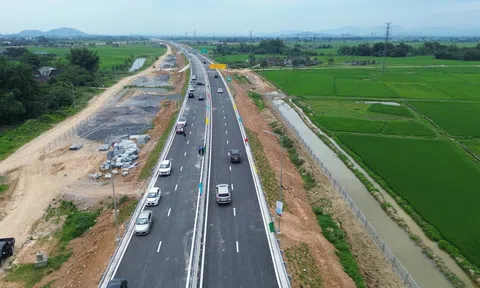 Hoàn tất khâu kỹ thuật, loạt cao tốc Bắc - Nam chuẩn bị thu phí sau Tết