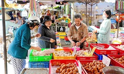 Bỏ lệ phí môn bài từ năm 2026, giảm gánh nặng cho cộng đồng kinh doanh