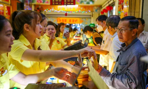 Thị trường vàng chao đảo đầu tháng 3 khi giá giảm hàng triệu đồng mỗi lượng