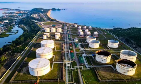 Petrovietnam đề xuất ưu tiên dầu thô cho chế biến nội địa, tính phương án tạm dừng xuất khẩu