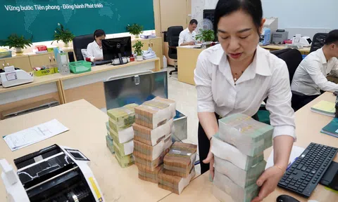 Lãi suất vay mua nhà leo thang, người mua bất động sản "dè dặt" xuống tiền