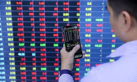 Khối ngoại bán ròng hơn 60.000 tỷ đồng sau 5 tháng, thị trường còn nhiều áp lực