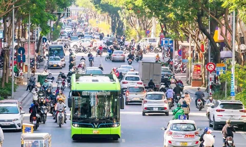 Lộ trình nhiều bước cho giao thông xanh: Không thể chuyển đổi trong "một sớm một chiều"