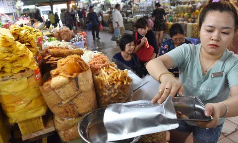 Quốc hội quyết định bỏ mốc 500 triệu đồng, thay đổi cách tính thuế với hộ kinh doanh