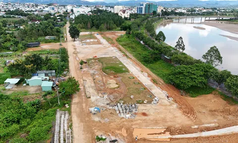 Chi phí đội lên vì nhiên liệu tăng sốc, dự án hạ tầng đối mặt “bẫy” hợp đồng cứng