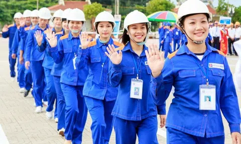 Đề xuất tăng thu nhập, giảm giờ làm trước thềm Đại hội Công đoàn Việt Nam