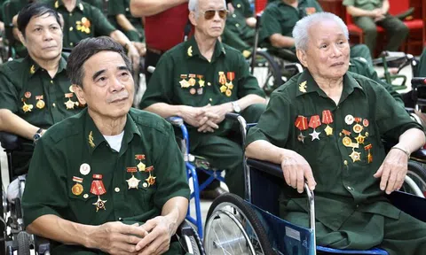 EVN đồng hành cùng phong trào tri ân, chăm sóc người có công với cách mạng