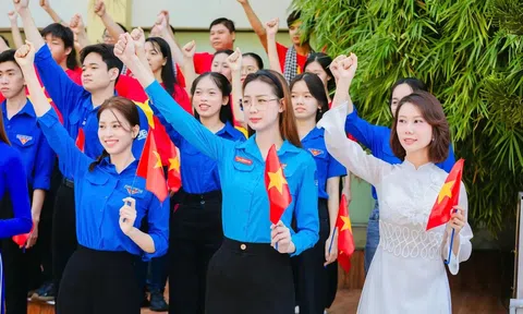 Chính thức áp dụng Quy định 207 về những hành vi bị nghiêm cấm đối với đảng viên