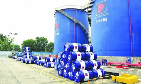 Bộ Tài chính đề xuất cải cách thủ tục hải quan đối với xăng dầu và dầu thô