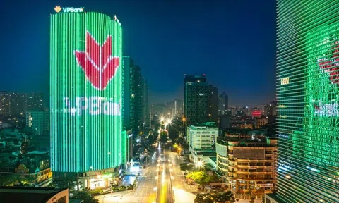 Ngân hàng đầu tiên tăng vốn điều lệ lên 100.000 tỷ đồng, dự chi gần 4.000 tỷ trả cổ tức 5%