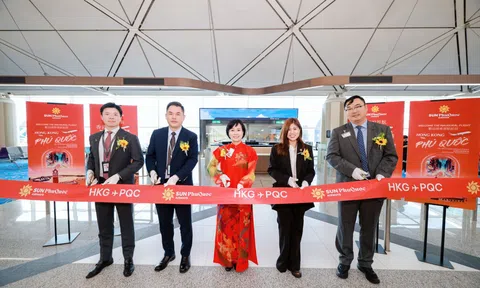 Sun PhuQuoc Airways chính thức cất cánh tới trung tâm tài chính hàng đầu châu Á