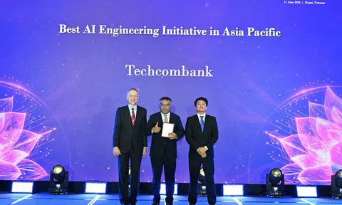 Techcombank và Techcom Life ghi dấu ấn tại The Asian Banker 2026 với loạt giải thưởng về AI và bảo hiểm số