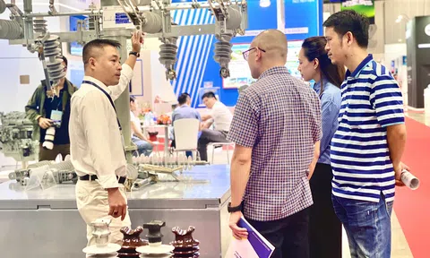 Gần 650 doanh nghiệp quy tụ tại chuỗi triển lãm công nghệ điện, năng lượng xanh và chế biến thực phẩm