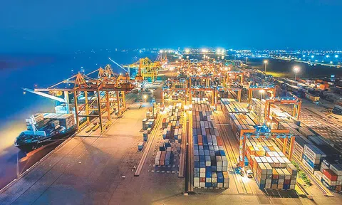 Kinh tế Việt Nam giữ vững đà tăng trưởng trong 7 tháng đầu năm 2026
