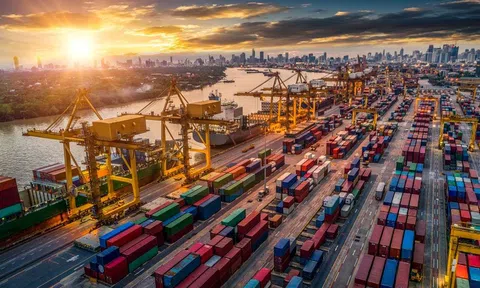 Xuất nhập khẩu tăng 29,6%, logistics đón sóng tăng trưởng cuối năm