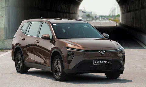 Đi xa cùng đại gia đình: VF MPV 7 gạt bỏ nỗi lo sạc điện nhờ hạ tầng rộng khắp