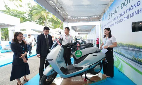 TP.HCM đặt mục tiêu chuyển toàn bộ phương tiện của cán bộ, công chức sang năng lượng xanh từ năm 2030