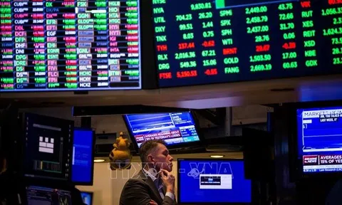 Chứng khoán thế giới đồng loạt tăng khi nỗi lo Mỹ vỡ nợ tạm thời lùi xa