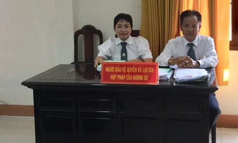 Ly hôn với người đang ở nước ngoài được tiến hành theo thủ tục như thế nào?