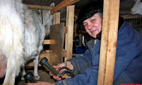 Từ Đại biểu Xô Viết tối cao trở thành chủ trang trại