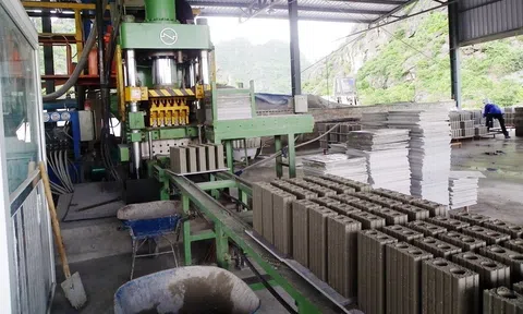 Sản xuất vật liệu xây dựng từ tro, xỉ của các nhà máy nhiệt điện  