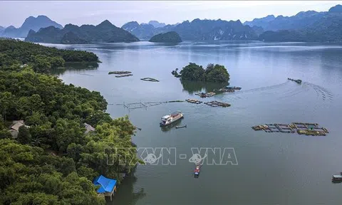 Tạo đột phá trong phát triển kinh tế, du lịch vùng hồ sông Đà