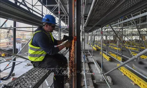 Gần 2 triệu lao động Đức sắp được tăng lương tối thiểu