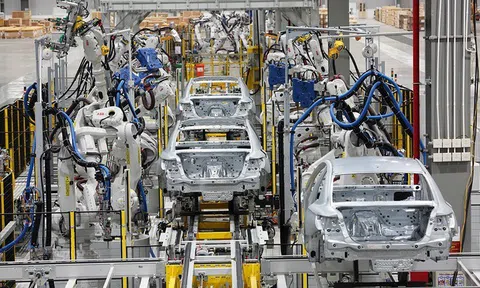 Giảm 50% lệ phí trước bạ đối với ô tô sản xuất trong nước