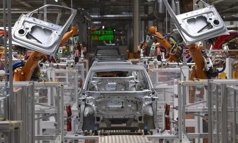 Sản lượng công nghiệp của Hàn Quốc giảm mạnh nhất trong 18 tháng