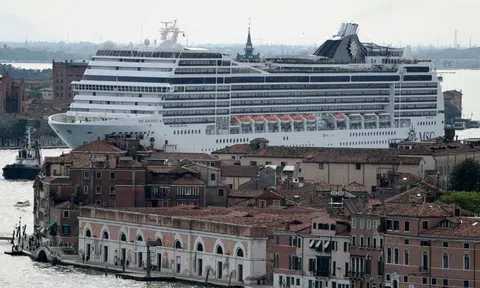 Italy hỗ trợ các doanh nghiệp vì lệnh cấm tàu du lịch ở Venice