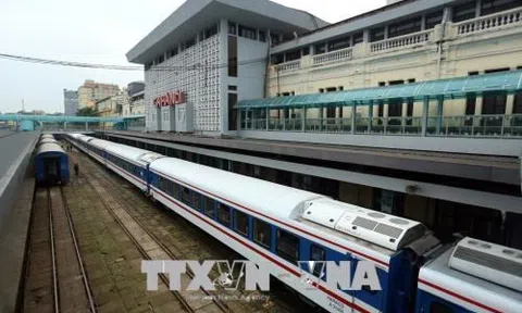 Ngành đường sắt mới bán được hơn 6.600 vé tàu sau gần một tháng