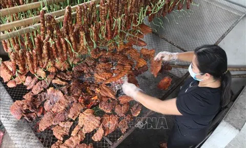 Nghệ An: Tất bật sản xuất đặc sản để phục vụ tết