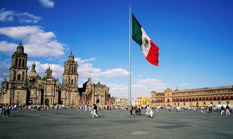 Mexico đón 31 triệu lượt du khách quốc tế năm 2021