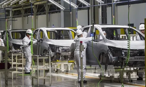 Ngành công nghiệp ô tô Mexico thấm đòn từ “cơn bão hoàn hảo”