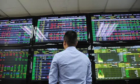 Bộ Tài chính: Sẽ xử lý nghiêm việc bán cổ phiếu “chui”