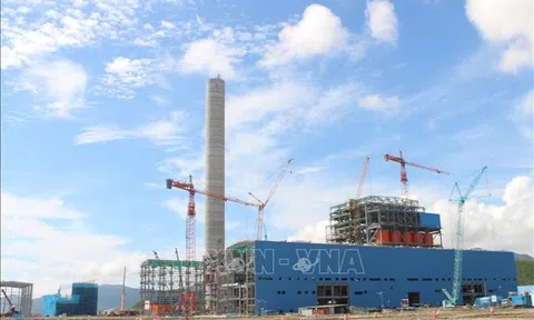 Thi công xuyên Tết để đưa các dự án giải tỏa công suất nhà máy BOT Vân Phong 1 về đích