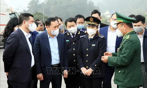 Lạng Sơn: Không để xảy ra tình trạng ùn ứ hàng hóa tại cửa khẩu