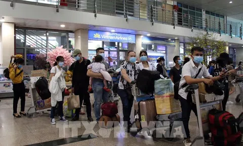 Bàn giải pháp hạn chế tối đa tình trạng ùn ứ tại các sân bay
