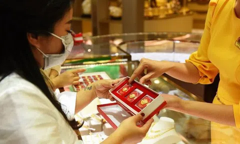 Giá vàng trong nước đi ngang sau khi vượt mốc kỷ lục