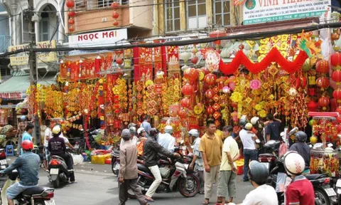 Nhộn nhịp phiên chợ Tết tại Tp. Hồ Chí Minh