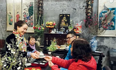 Ngày tết nói chuyện ứng xử