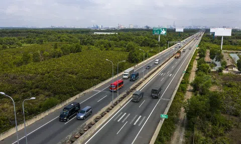 Yếu tố nào để hoàn thành thêm 2.000 km đường cao tốc đến năm 2025?