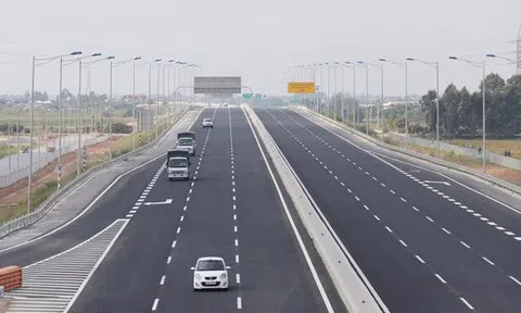 Tăng cường hợp tác đầu tư hạ tầng giao thông vận tải giữa Việt Nam và UAE