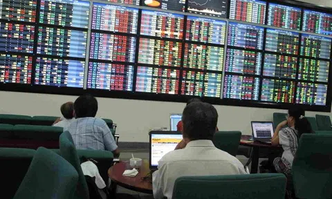 Căng thẳng Nga – Ukraine không ảnh hưởng nhiều đến triển vọng phát triển tích cực của chứng khoán Việt Nam