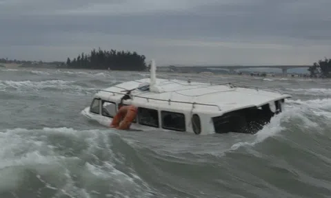 Cả nước có hơn 200 phương tiện từ bờ ra đảo tương tự phương tiện bị chìm tại Hội An