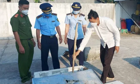 Sóc Trăng xử phạt cửa hàng xăng dầu vi phạm ngừng bán